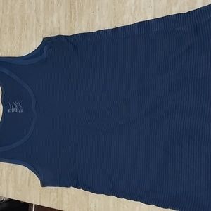 Gap - Modern Tank Size Large